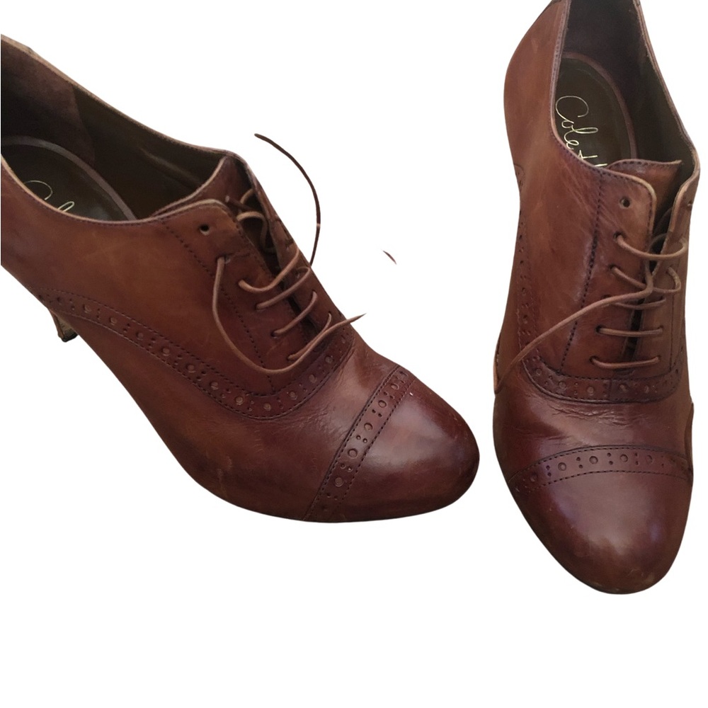 Pre owned great conditions Cole Haan leather women booties Nike air